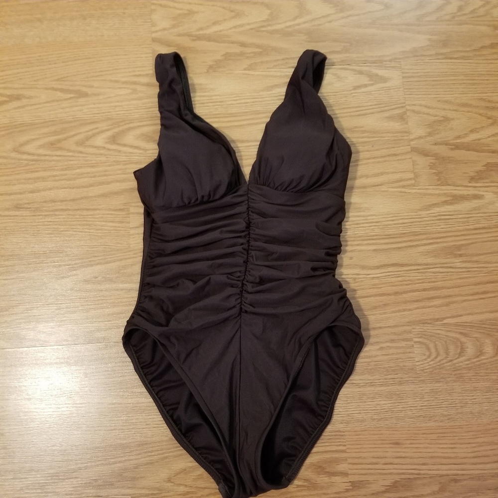 Sz 8 Miraclesuit brown 1 piece swimsuit